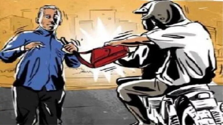 Jalandhar News: बाइक सवार 3 लुटेरों ने युवक को घेरा, नकदी छीन फरार