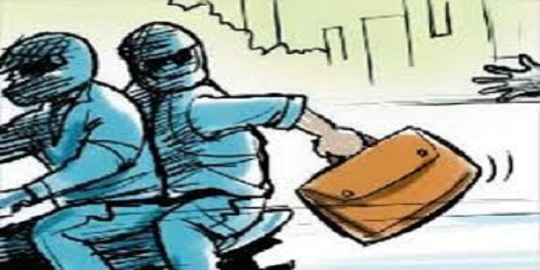 Jalandhar: Activa सवार महिला की बाली झपटकर लुटेरे हुए फरार