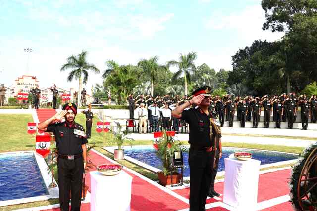वज्र कोर ने कारगिल विजय दिवस की 27वीं वर्षगांठ पर वीरता और बलिदान को सम्मान दिया