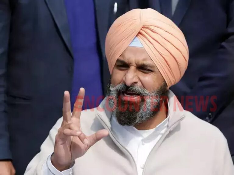 Punjab News: बिक्रम मजीठिया की सुरक्षा को लेकर हाईकोर्ट सख्त, दिए निर्देश