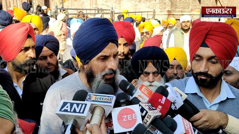 Punjab News: सुखबीर बादल पर हमले के बाद गरमाई सियासत, मजीठिया ने सुरक्षा एजेंसियों और पुलिस पर उठाए कई सवाल, देखें वीडियो