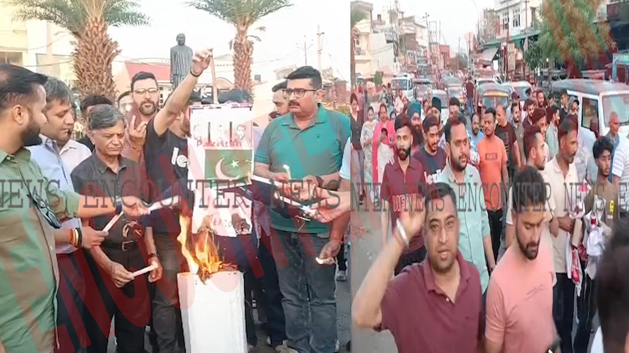 Punjab News: आतंकी हमले को लेकर किया गया Candle March, दी श्रद्धाजंलि, देखें वीडियो