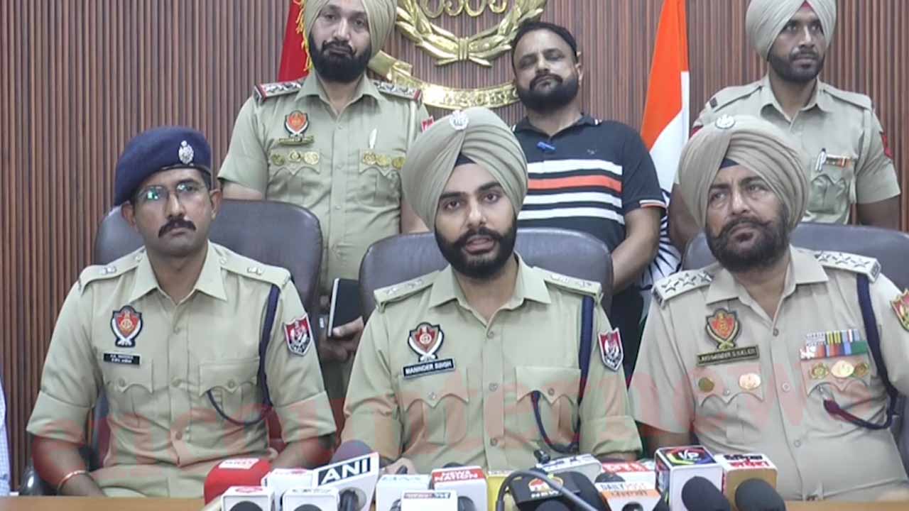 Punjab News: 4 हैंड ग्रेनेड सहित 2 आतंकवादी गिरफ्तार, देखें वीडियो