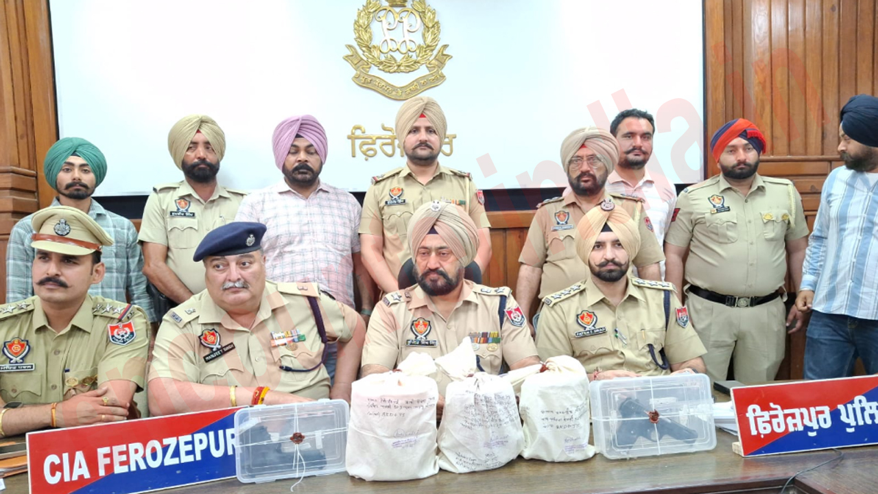 Punjab News: डेढ़ किलो हेरोइन सहित 2 तस्कर गिरफ्तार, देखें वीडियो