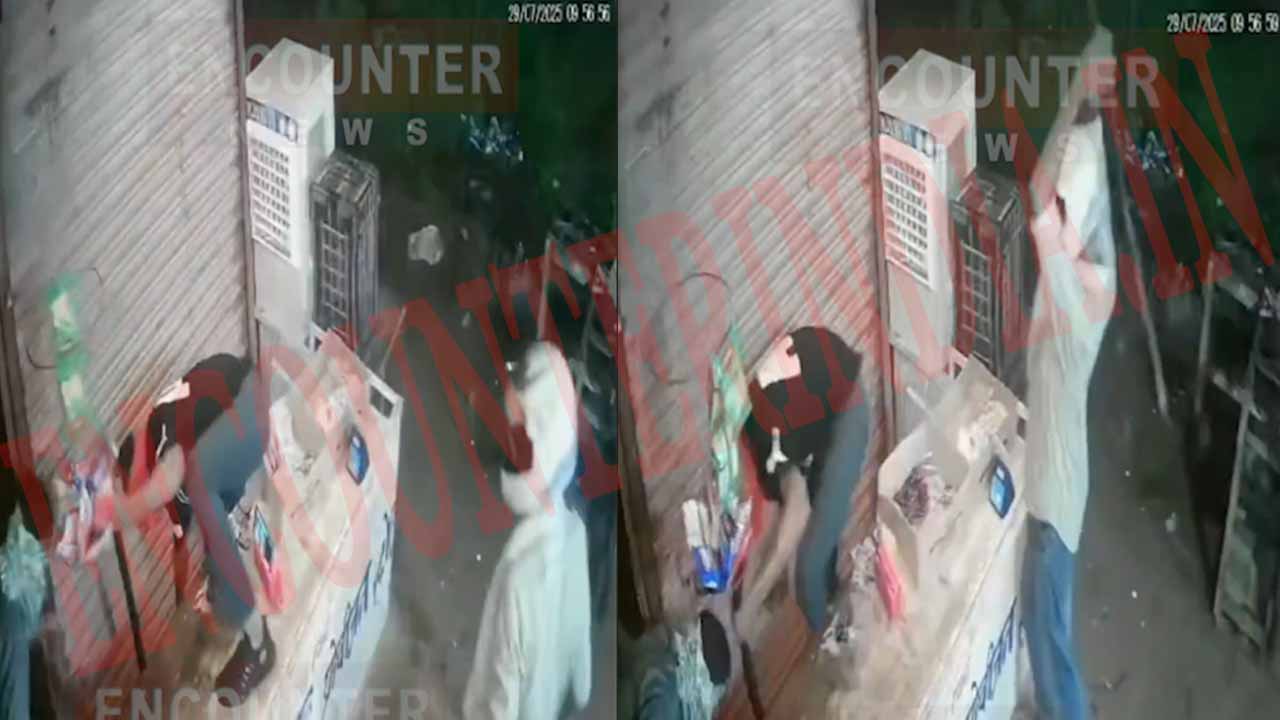 दुकानदार पर बदमाशों ने तेजधार हथियारों से किया हमला, देखें CCTV