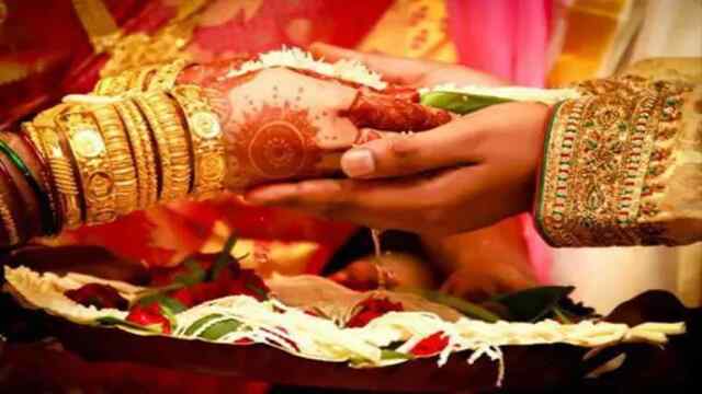 Delayed Marriage Reasons: विवाह में देरी होने का क्या है कारण, जान लें ज्योतिषी ने बताई ये वजह 