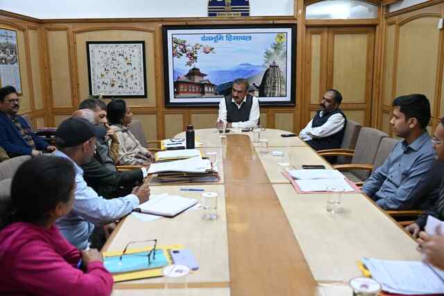 प्रदेश सरकार ने हिमकेयर योजना के बकाया भुगतान के लिए जारी किए 100 करोड़ रुपये