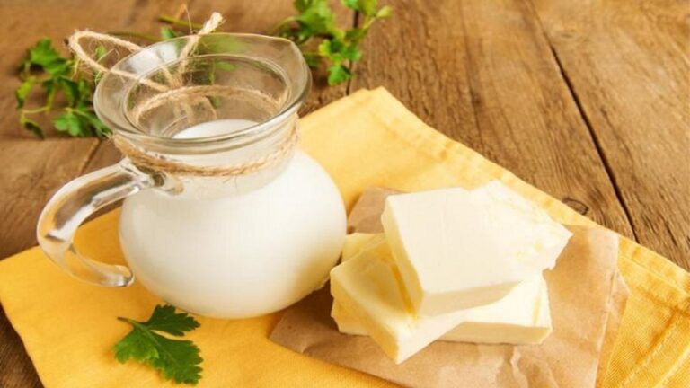 Milk और Butter को एक साथ खाने से होंगे ये फायदे, कई समस्याएं होंगी हल