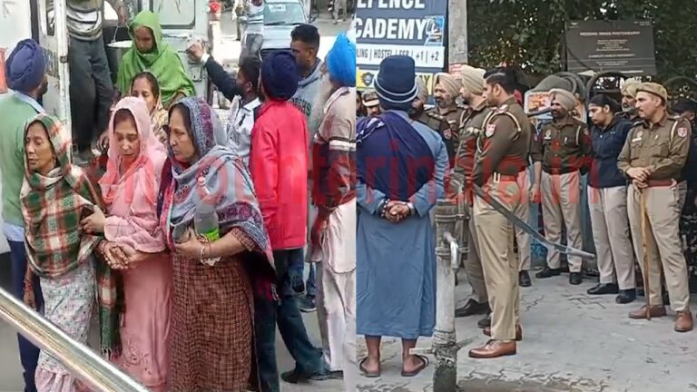 Double murder case में परिवार का सहारा बना प्रशासन, देखें Video