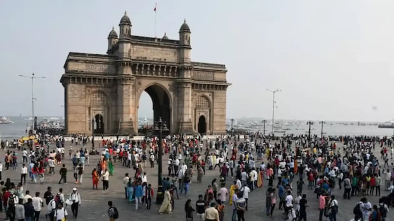 Human Bombs की धमकी से High Alert पर Mumbai