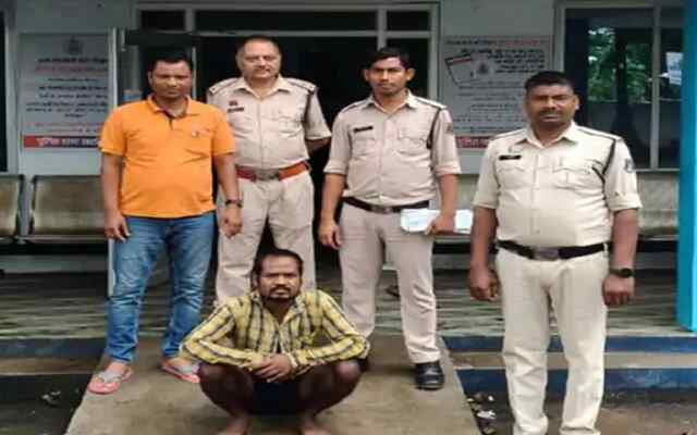 हंसी-मजाक में शुरू हुआ विवाद, समझाने आए बुजुर्ग की गला काटकर हत्या