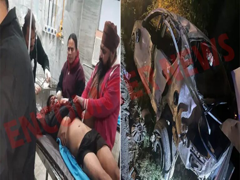 Punjab News: युवक का तेजधार हथियारों से कत्ल, हमलावारों की कार की ट्रैक्टर ट्राली से टक्कर, देखें वीडियो