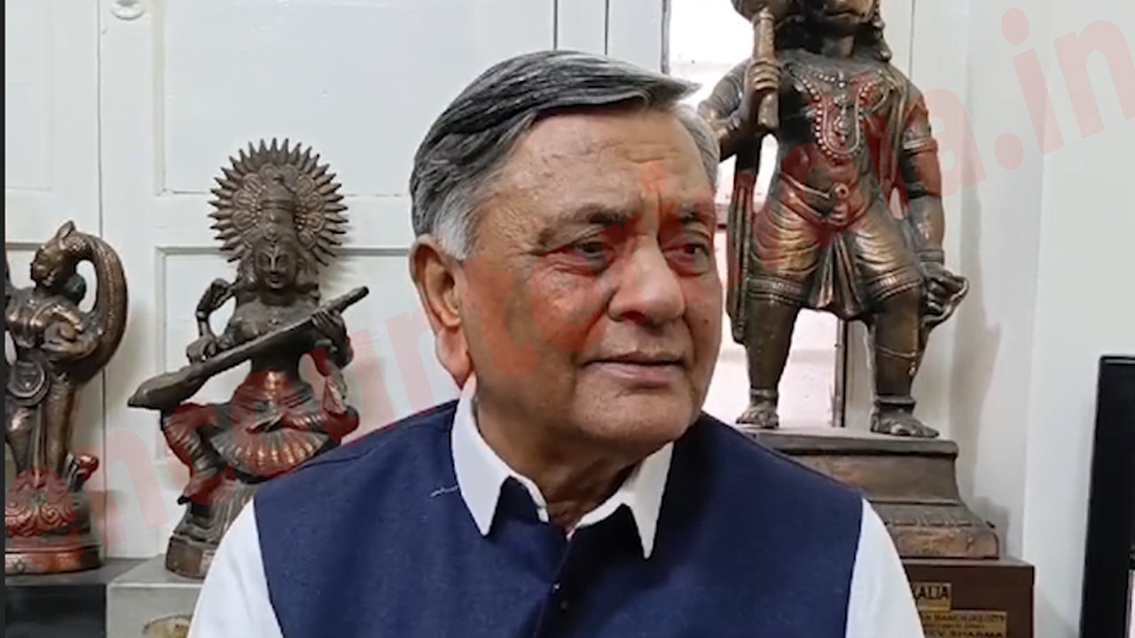 Jalandhar News: नारायण चौड़ा मामले में Ravneet Bittu को Manoranjan Kalia ने दी नसीहत, देखें वीडियो