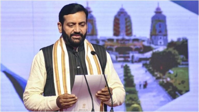 मुख्यमंत्री Nayab Singh Saini ने सड़क निर्माण से संबंधित सभी विभागों के कार्यों की समीक्षा की