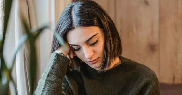 Health Tips: जानें किस विटामिन की कमी से नींद नहीं आती है