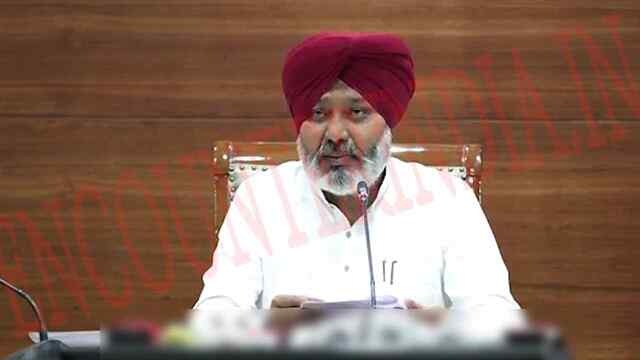 Punjab News: शराब से भरे पकड़े 2 ट्रक, वित्त मंत्री चीमा ने किए अहम खुलासे, देखें वीडियो