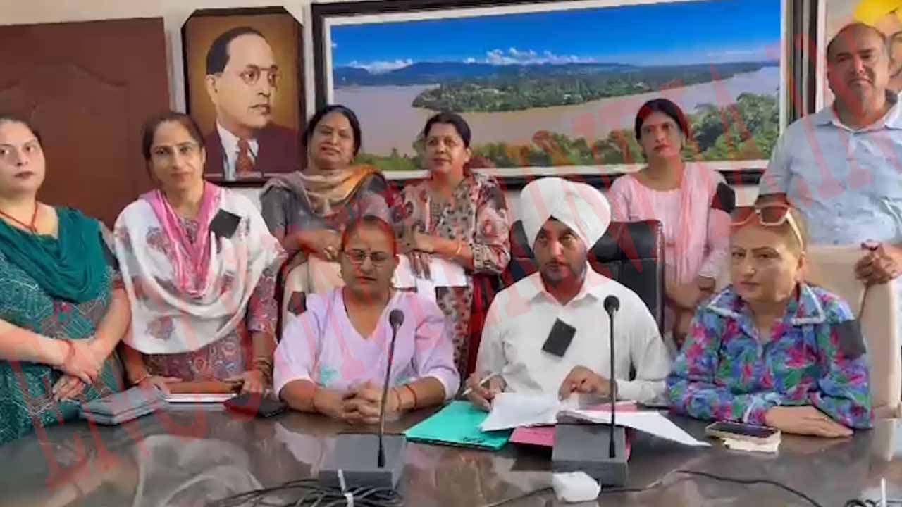 Punjab News: इस सीमावर्ती इलाके में Himachal की तर्ज पर Toll Tax वसूलने का प्रस्ताव पारित, देखें Video