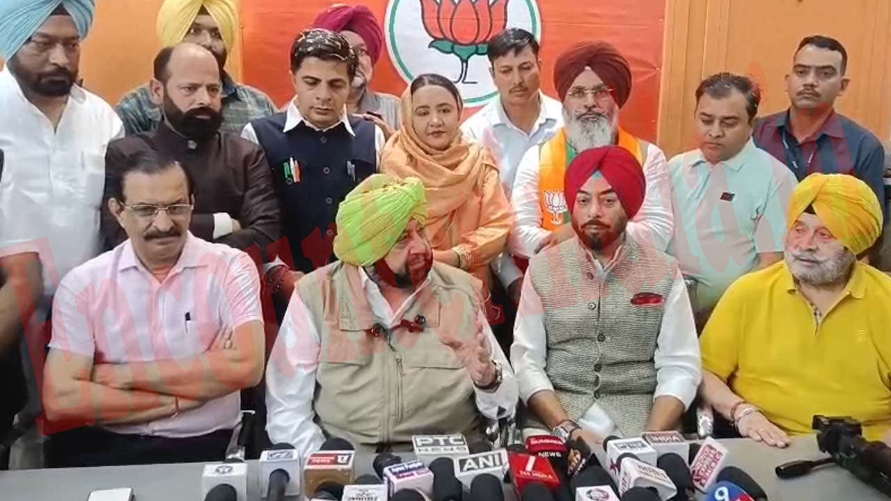 Punjab News: इस इलाके में पहुंचे पूर्व सीएम कैप्टन अमरिंदर सिंह, पाकिस्तान को लेकर कही ये बात, देखें वीडियो