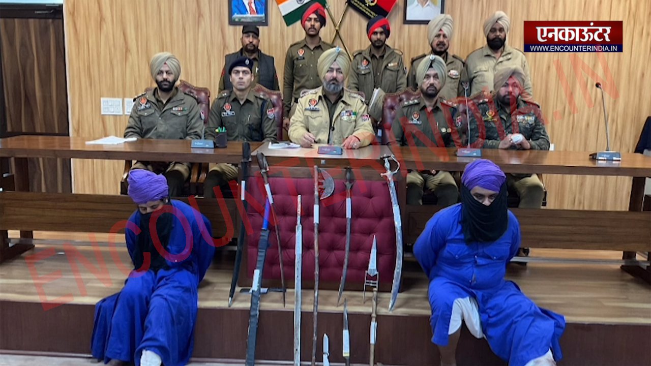 Punjab News: पुलिस पर हमला करने वाले निहंग गिरफ्तार, देखे वीडियो