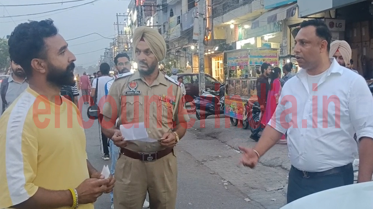 Punjab News: अतिक्रमण के खिलाफ पुलिस की कार्रवाई, सामान किया जब्त, देखें वीडियो