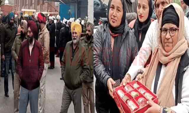 Punjab News: गरमाया 328 पावन स्वरूपों का मामला, SGPC दफ्तर के बाहर चूड़ियां लेकर पहुंची महिलाएं, देखें वीडियो