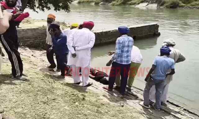 नहर में व्यक्ति का तैरता मिला शव, जांच में जुटी पुलिस
