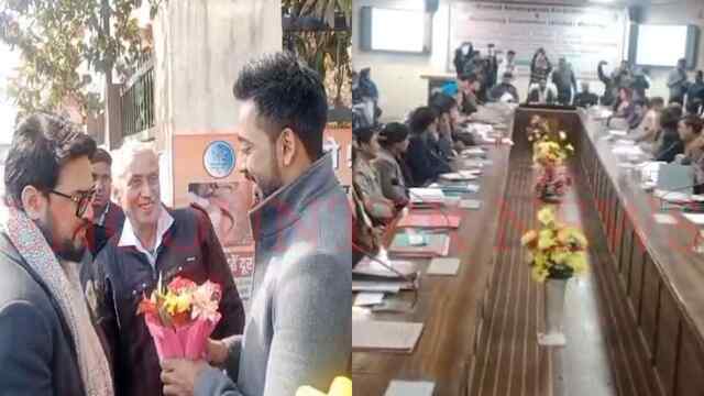 MP Anurag Thakur ने साधा सरकार पर निशाना, बोले – मंत्री एक दूसरे पर कर रहे कटाक्ष,कैसे चलेगी सरकार, देखें वीडियो