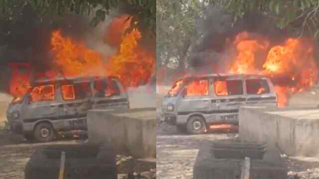 Gas Refilling के दौरान Van में लगी भीषण आग, देखें वीडियो