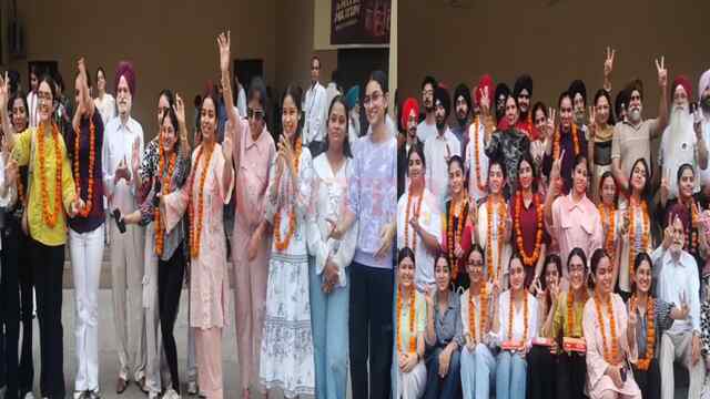 Punjab News: CBSE के 12वीं नतीजे जारी, बच्चों में जश्न का माहौल, देखें वीडियो