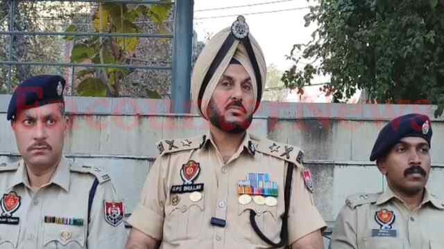 Punjab News: पार्षद के घर के बाहर हुई फायरिंग मामले में हथियार सहित 5 आरोपी गिरफ्तार, देखें वीडियो