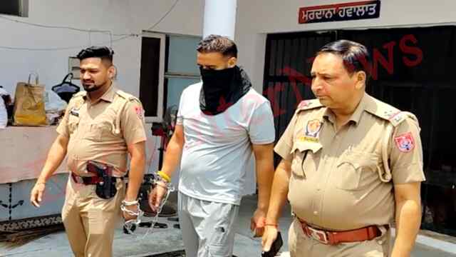 Punjab News: सरपंच कत्ल मामले में मुख्य आरोपी गिरफ्तार, देखें वीडियो