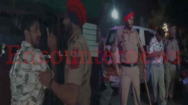 Jalandhar News: पुलिस चौकी के बाहर से भागा दोषी, फिल्मी स्टाइल में पीछा करके किया काबू, देखें वीडियो