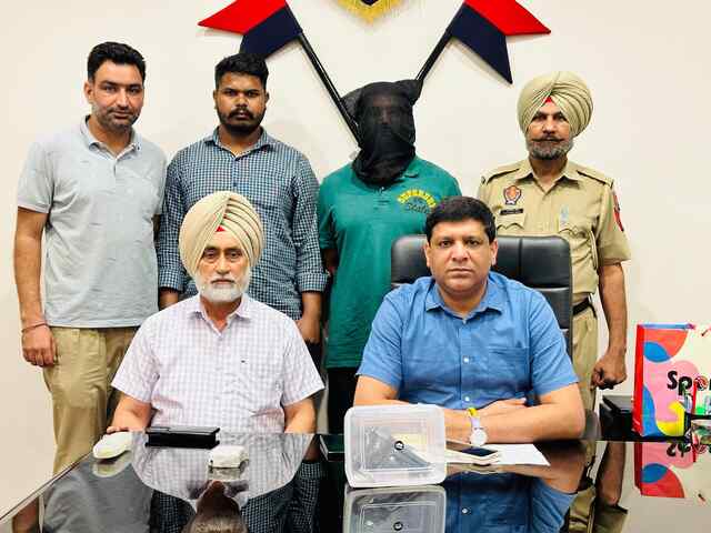 Punjab: अवैध हथियार और लूट मामले में 3 आरोपी गिरफ्तार