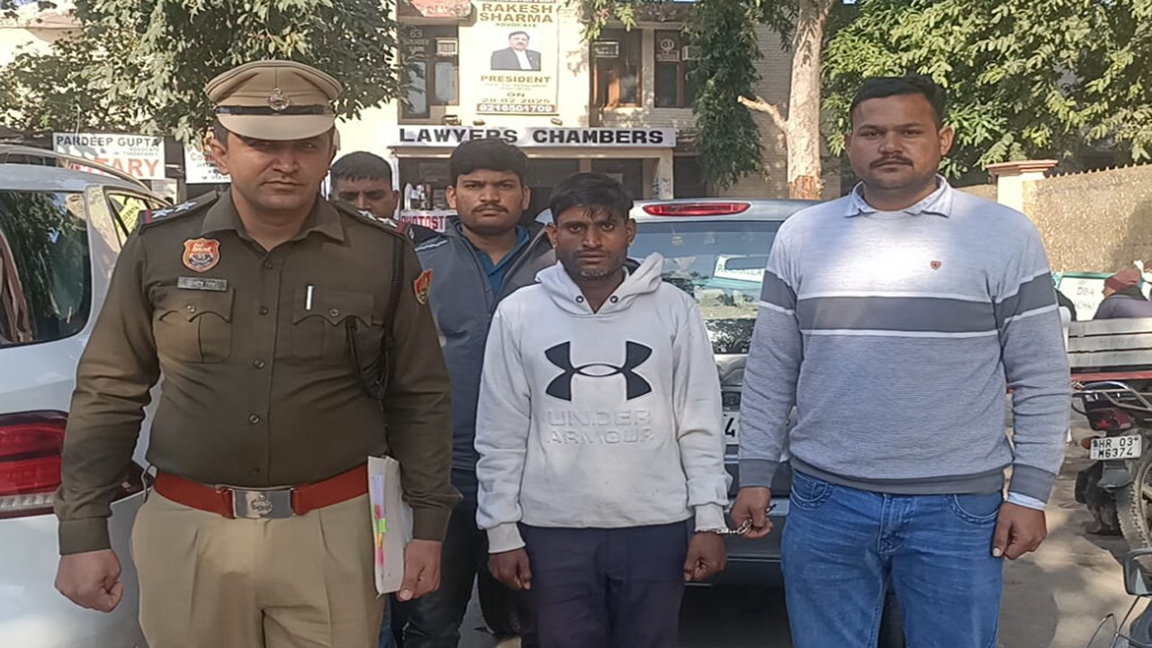 5 हजार का इनामी नशा तस्कर गिरफ्तार, देखें वीडियो