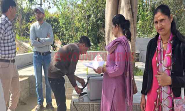 पीलिया के प्रकोप से 14 स्टूडेंट्स सहित 24 से ज्यादा लोग बीमार