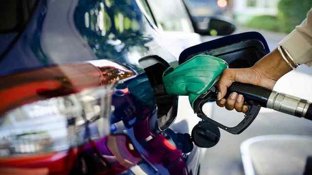 50% तक बढ़ गए Petrol के दाम, क्या Iran की जंग बनी है कारण