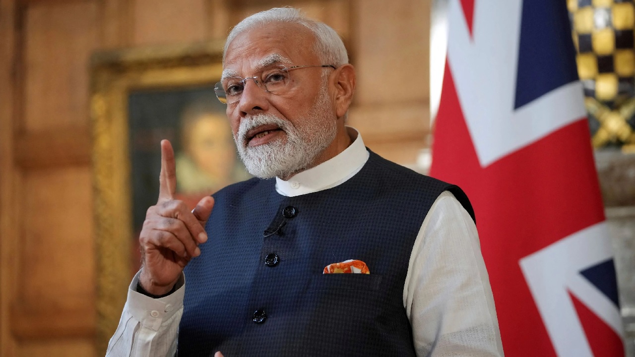 काशी में संबोधन के दौरान एक बार फिर Pahalgam हमले का PM Modi ने किया जिक्र