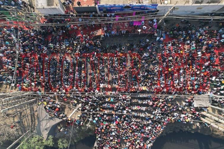 Punjab News: प्रशासन के साथ दूसरे दौर की वार्ता रही बेनतीजा, प्रदर्शकारियों ने दिया इतने मिनट का अल्टीमेटम