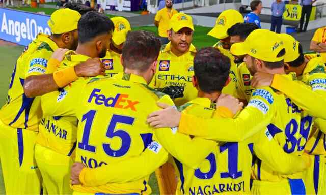 IPL 2026 से पहले CSK को लगा झटका, दिग्गज खिलाड़ी हुआ चोटिल