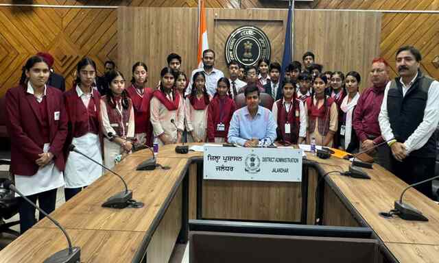 Jalandhar News: सरकारी स्कूलों के 25 छात्र जाएंगे ISRO
