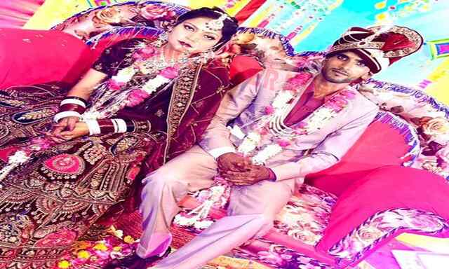 शादी के 18वें दिन दुल्हन घर से गहने लेकर प्रेमी संग फरार