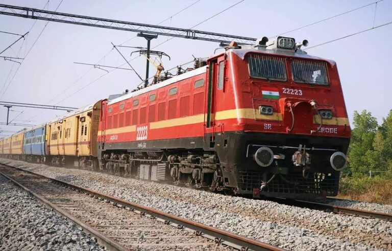 Punjab से महाकुंभ के लिए चलेगी 2 स्पेशल ट्रेनें, देखें schedule