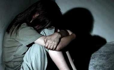 नाबालिग से 5 लड़कों ने किया सामूहिक दुष्कर्म, खून से लथपथ मिली लाश