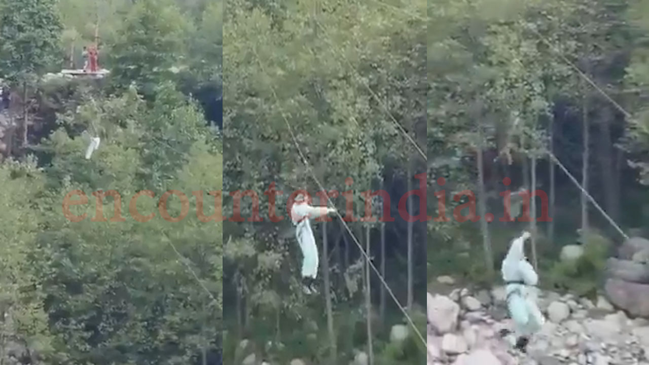 Zip line पर लटकते समय टूटा Cable, 30 फीट गहरी खाई में गिरी बच्ची, देखें वीडियो