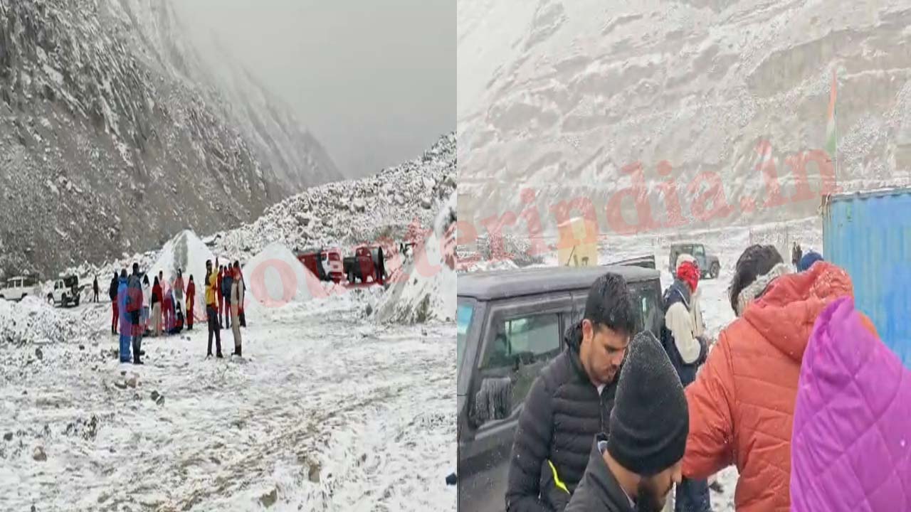 सर्दियों में हुई बर्फबारी का मजा लेते दिखे पर्यटक, देखें वीडियो