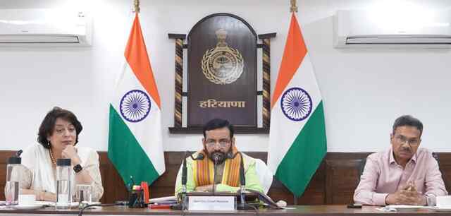 राजस्व विभाग में डिजिटल बदलाव से पारदर्शी, प्रभावी और नागरिक-केंद्रित सेवाएं हो रही सुनिश्चित: मुख्यमंत्री नायब सिंह सैनी