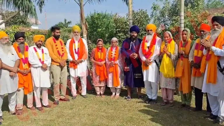 Punjab News: आजादी के बाद पहली बार इस गांव में सर्वसम्मति से चुना सरपंच, देखें वीडियो