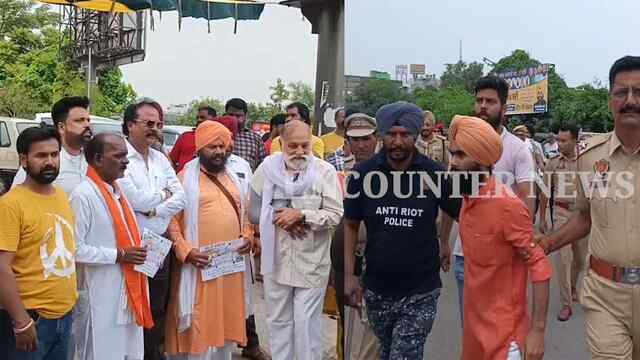 Punjab News: धरने पर बैठे एससी नेताओं की पुलिस से हुई धक्का-मुक्की, देखें वीडियो