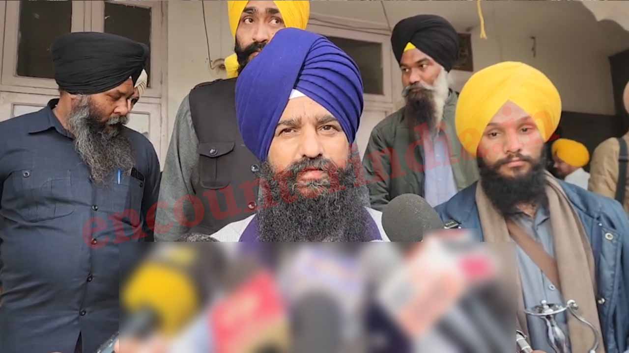 Punjab News: पगड़ी बेअदबी मामले को लेकर जत्थेदार कुदलीप सिंह गड़गज का बयान आया सामने, देखें वीडियो