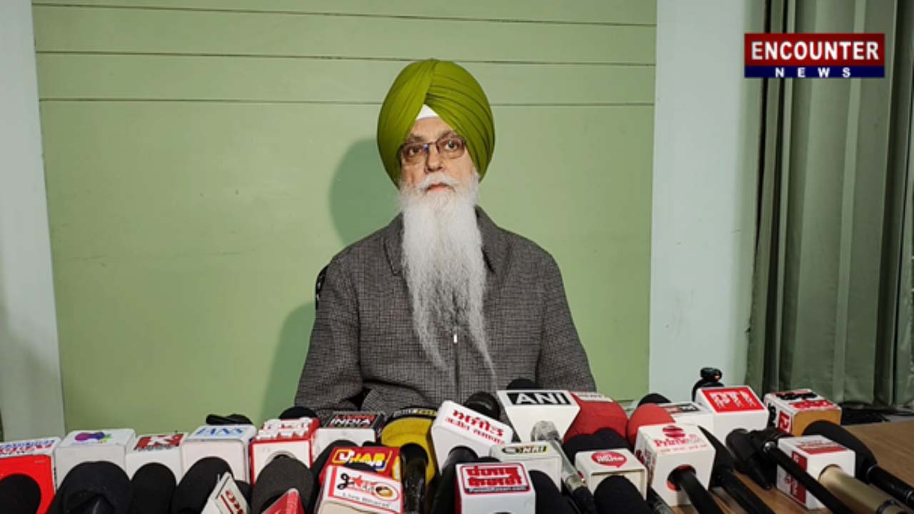 Punjab News: विधायक ने सिखों के खिलाफ विवादित टिप्पणी को लेकर कांग्रेस के पूर्व मंत्री पर कसे तंज, देखें वीडियो